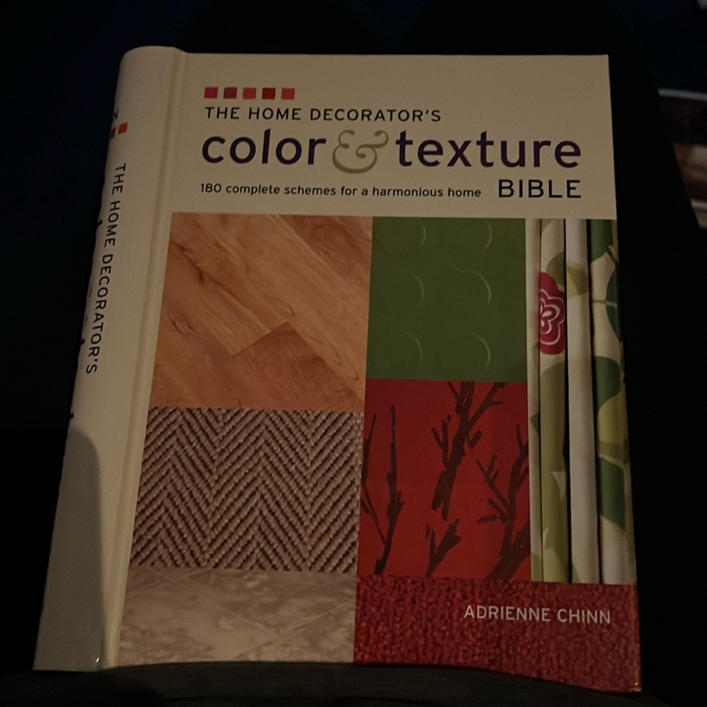 NWOT Color & Texture Decorator book